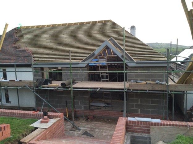 roof-and-walls-of-steps