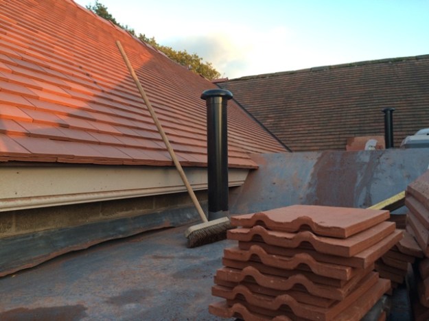 roof-between-old-and-new-building-from-step-ladder-2