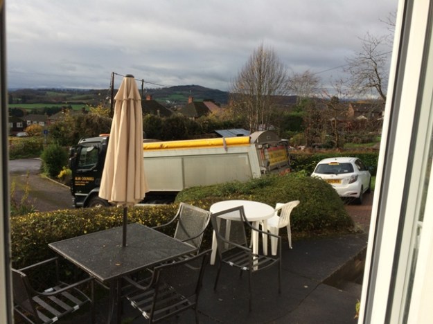 delivery-of-chippings-10-tons-for-bottoming-under-new-patio-pic-3