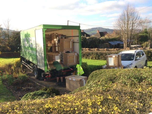 kitchen-delivery-from-wrens-pic-3