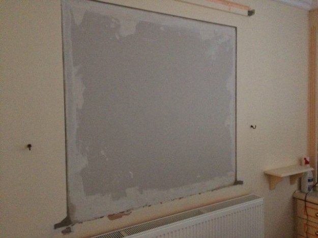 old-window-position-from-main-bedroom-to-outside-now-bricked-up-new-kitchen-on-the-other-side-see-picture-1-above