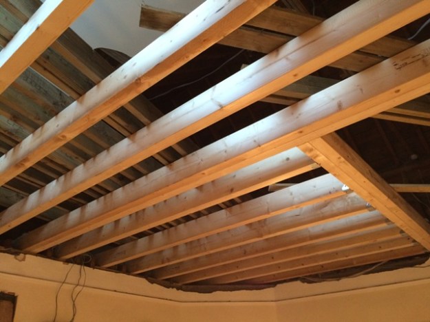 bedroom-beams-all-going-into-place