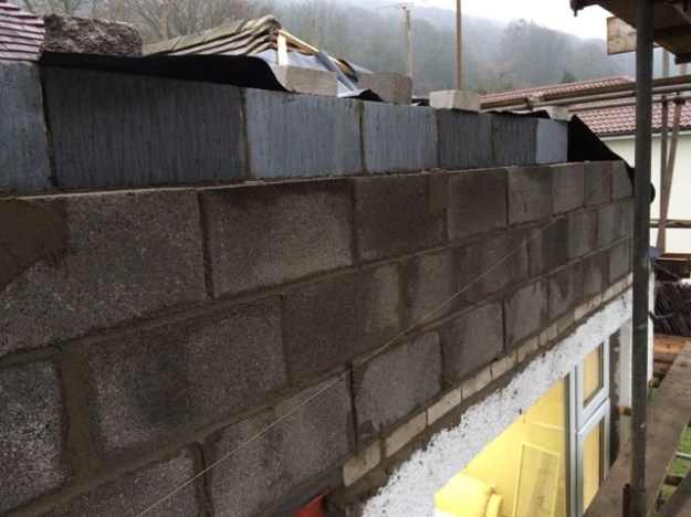 new-wall-over-right-side-of-house-front