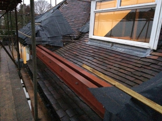 view-of-supporting-beams-from-right-side-of-house