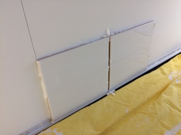 New white tiles for a new white kitchen