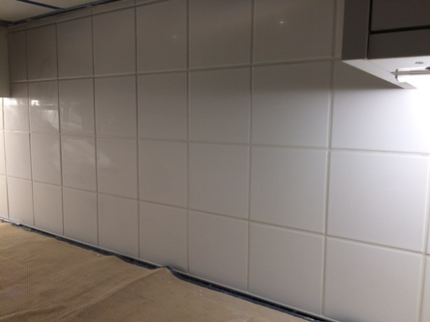 Tiles after the grouting in kitchen